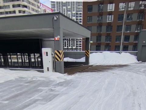 паркомісце за адресою Всеволода Змієнка вул., 32