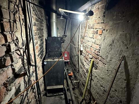 коммерческая по адресу 1-го Мая ул., 48