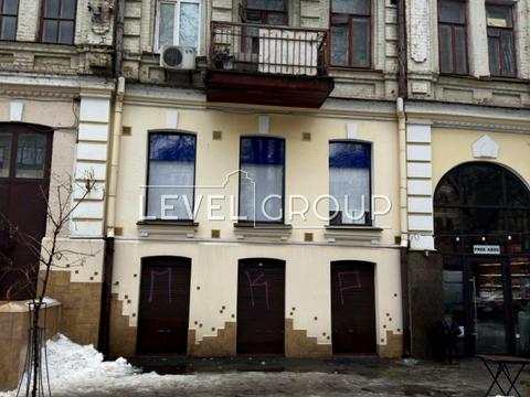 комерційна за адресою Бульварно-Кудрявська вул. (Воровського), 14