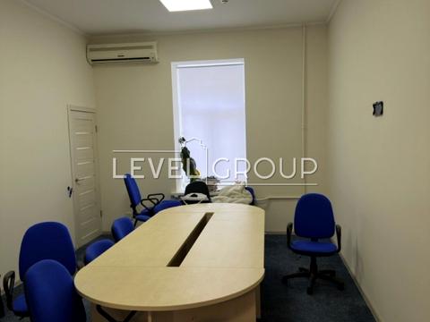 комерційна за адресою Бульварно-Кудрявська вул. (Воровського), 14