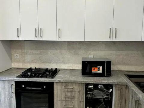 квартира по адресу Угорская ул., 14в