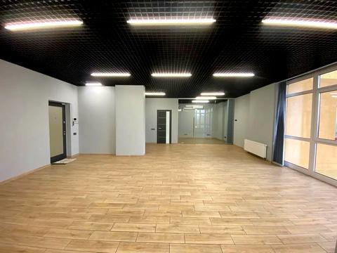 комерційна за адресою Київ, Євгена Коновальця вул. (Щорса), 36-Е