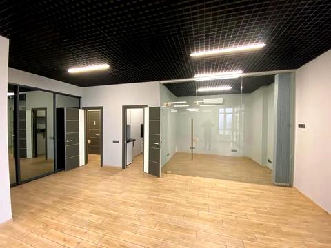 комерційна за адресою Київ, Євгена Коновальця вул. (Щорса), 36-Е