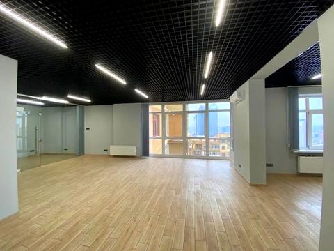 комерційна за адресою Київ, Євгена Коновальця вул. (Щорса), 36-Е