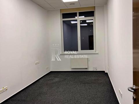 комерційна за адресою Жилянська вул., 118