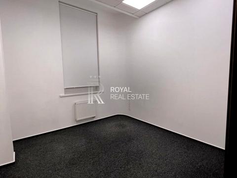 комерційна за адресою Жилянська вул., 118