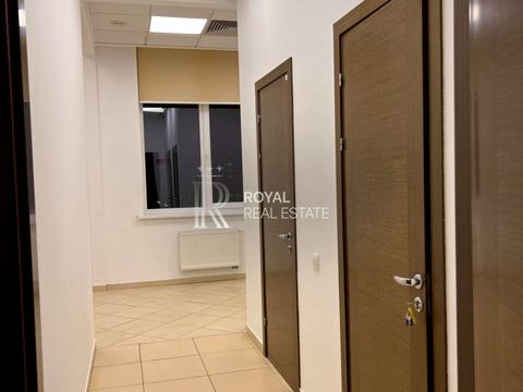 комерційна за адресою Жилянська вул., 118