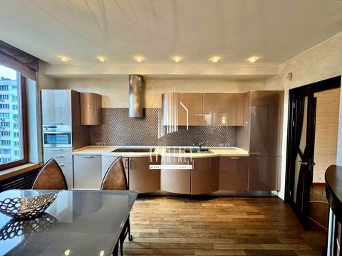 квартира за адресою Жилянська вул., 59