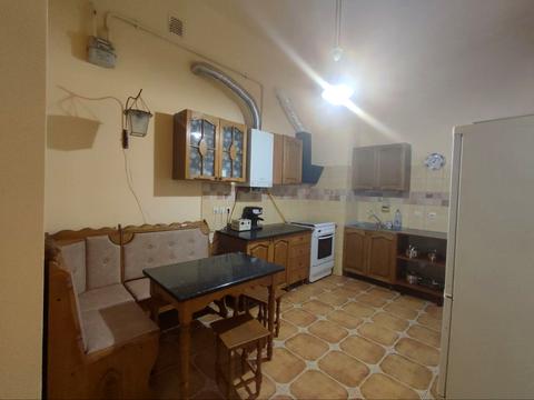 квартира за адресою Пекарська вул., 1