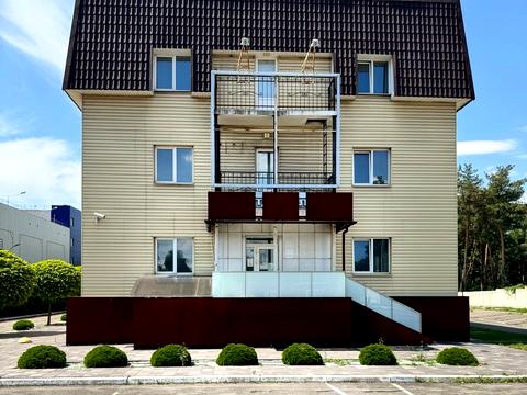 комерційна за адресою с. Петропавлівська Борщагівка, Петропавлівська вул., 14-е