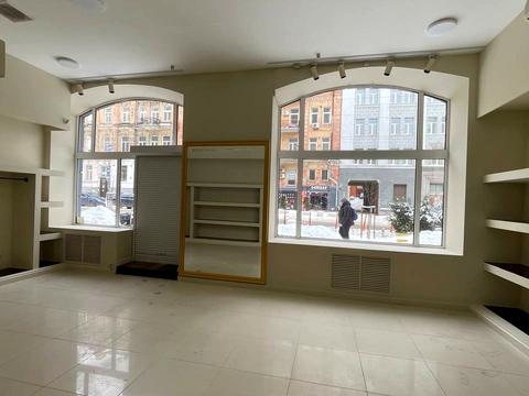 комерційна за адресою Шота Руставелі вул., 21