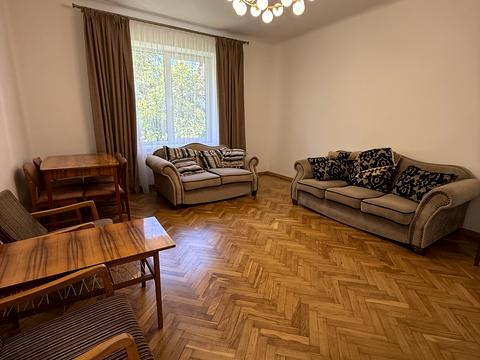 квартира за адресою Азовська вул., 5