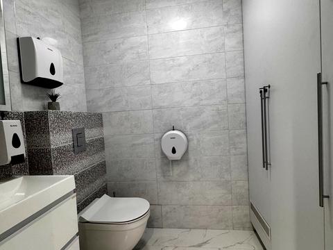 комерційна за адресою с. Святопетрівське, Богдана Хмельницького вул., 1-Б