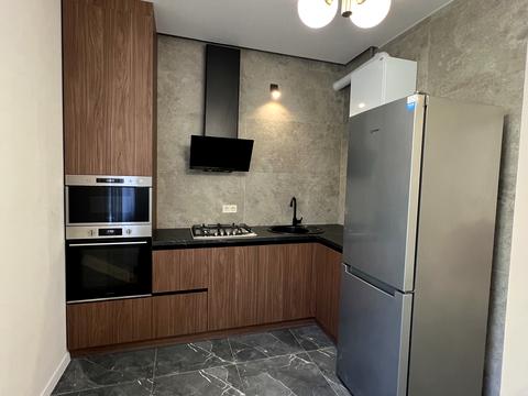 квартира за адресою Азовська вул., 5