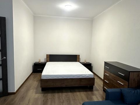 квартира за адресою Академіка Заболотного вул., 15-В