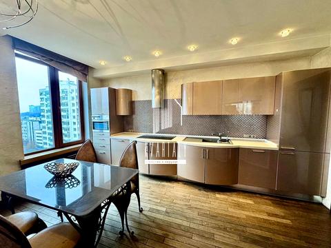 квартира по адресу Жилянская ул., 59