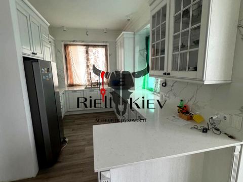 дом по адресу Героїв у ул., 30