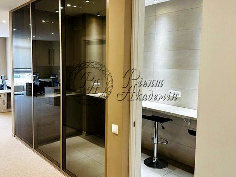 комерційна за адресою Джона Маккейна вул. (Івана Кудрі), 3-А