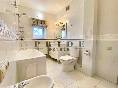 будинок за адресою Василя Сухомлинського вул.