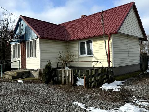 дом по адресу Шкільна