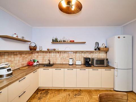 квартира по адресу Александра Конисского ул., 52-58