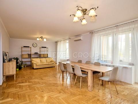 квартира по адресу Александра Конисского ул., 52-58