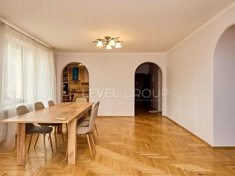 квартира по адресу Александра Конисского ул., 52-58