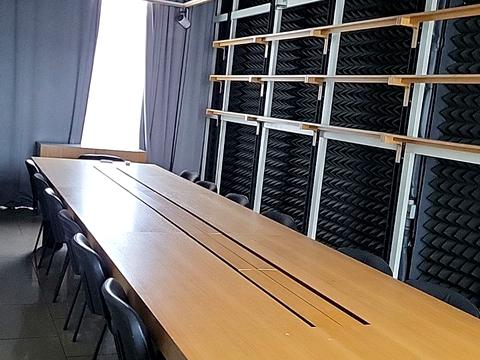 комерційна за адресою Петропавлівська вул., 14-е