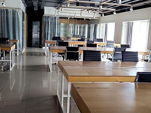 комерційна за адресою Петропавлівська вул., 14-е