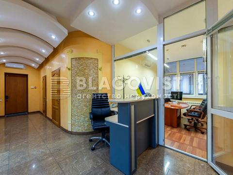 комерційна за адресою Лютеранська вул., 10-А