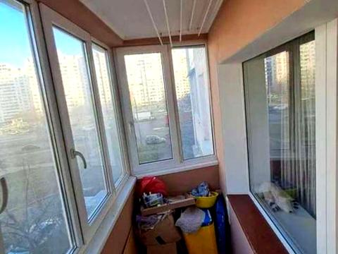 квартира за адресою Ревуцького вул., 8