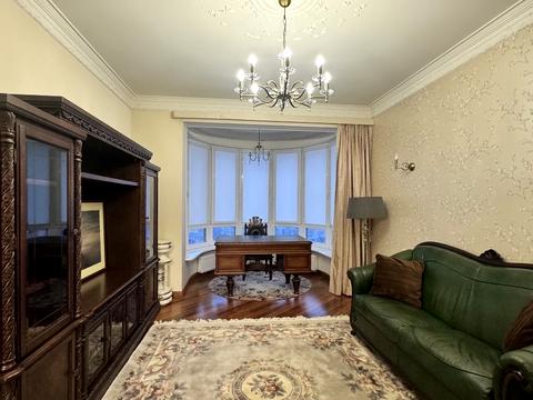 квартира за адресою Інститутська вул., 18-А