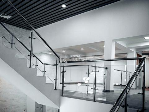 комерційна за адресою Євгена Сверстюка вул. (Марини Раскової), 11