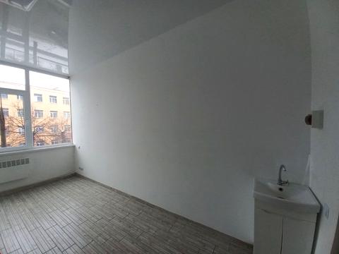 комерційна за адресою Проскурівська вул., 74