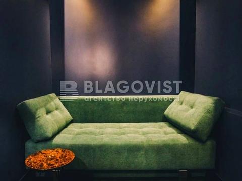 комерційна за адресою Лютеранська вул., 30