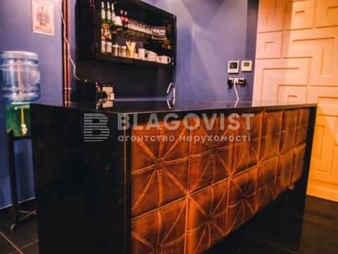 комерційна за адресою Лютеранська вул., 30