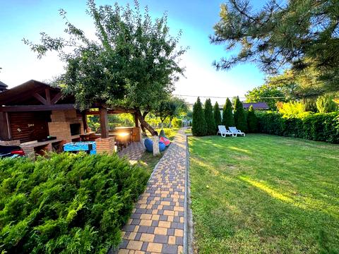 будинок за адресою Дачна