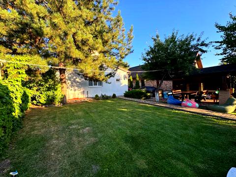 будинок за адресою Дачна