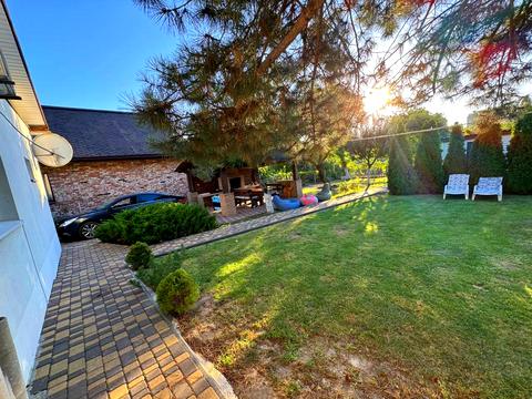 будинок за адресою Дачна