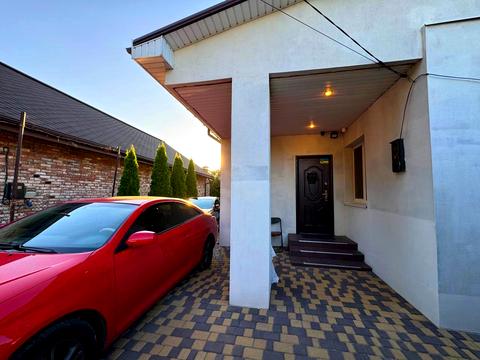 будинок за адресою Дачна