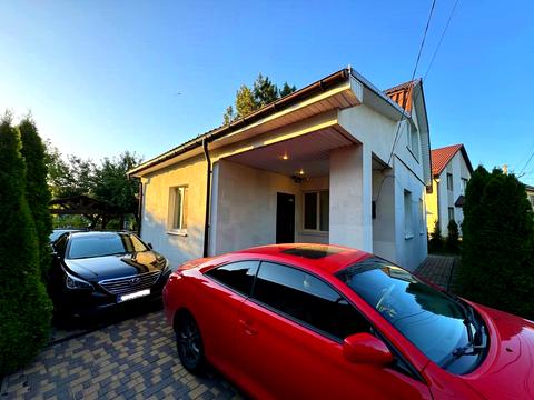 будинок за адресою Дачна