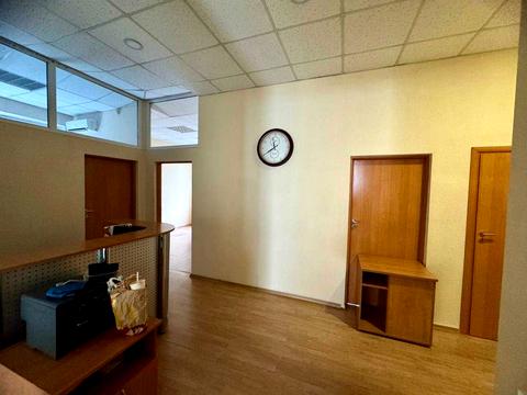 будинок за адресою Січових Стрільців вул. (Артема), 127