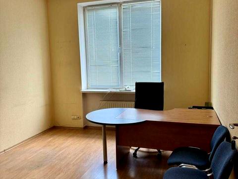 будинок за адресою Січових Стрільців вул. (Артема), 127