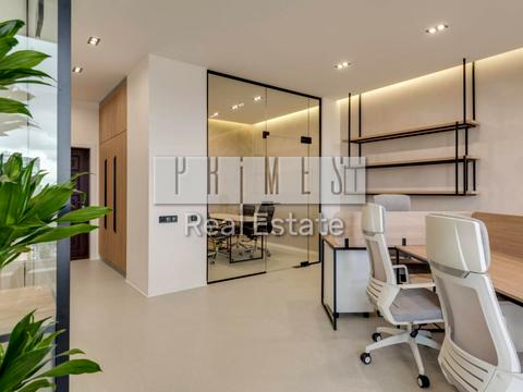 комерційна за адресою Жилянська вул., 68