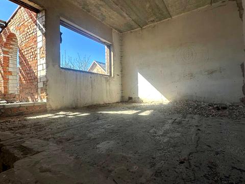 будинок за адресою Помаранчевої революції, 5