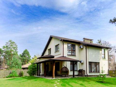 будинок за адресою Дачна