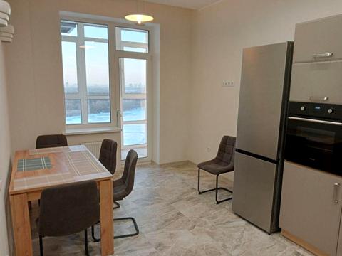 комерційна за адресою Микільсько-Слобідська вул., 3-А