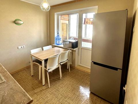 квартира за адресою Київ, Богатирська вул., 16