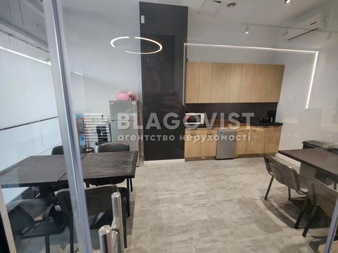 коммерческая по адресу Жилянская ул., 59