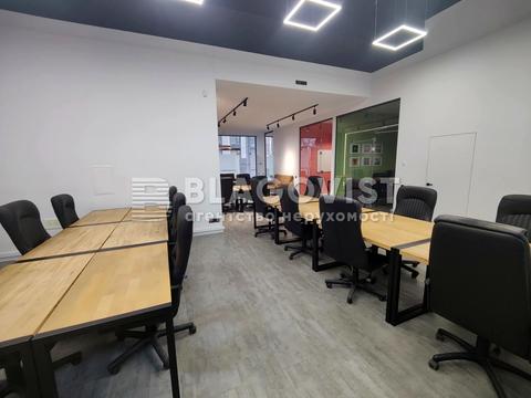 коммерческая по адресу Жилянская ул., 59